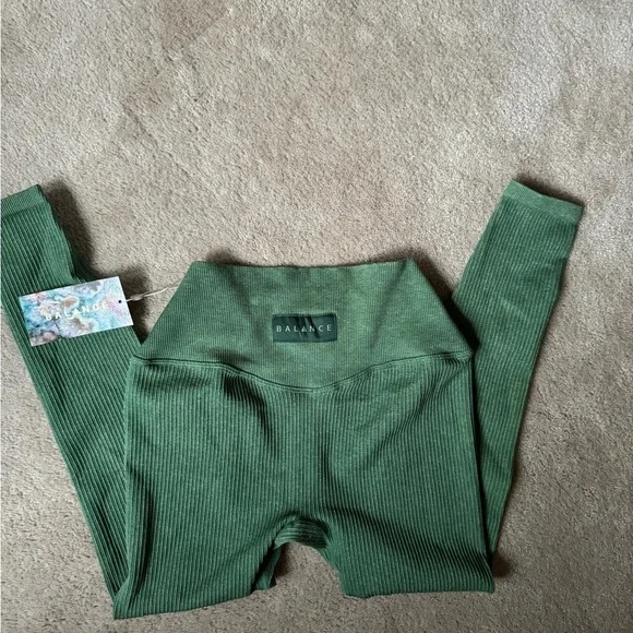 Balance Athletica Vitality Channel Leggings medium - Picture 6 of 6